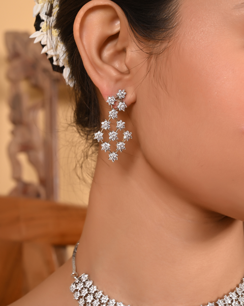 Luxurious CZ Necklace Set for a Glamorous Touch