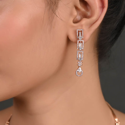 Refined CZ Necklace Set: Exquisite and Elegant Jewelry for Women