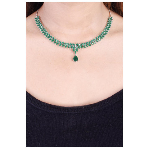 Uniquely Crafted Cubic Zirconia Necklace for the Modern Woman
