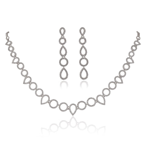 Fashionable Handcrafted CZ Necklace for Women: Eye-catching and Glamorous