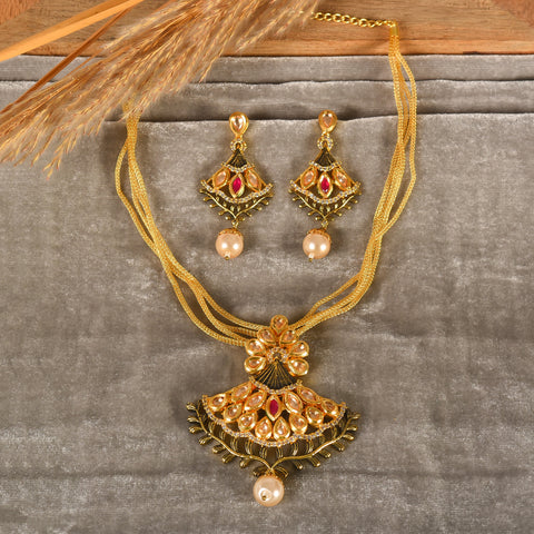 Multi layer Antique Gold Pendant set With Jhumki Earring