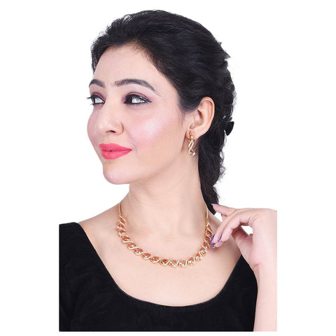 Exquisite Handcrafted CZ Necklace Set - A Stunning and Eye-Catching Jewelry Piece