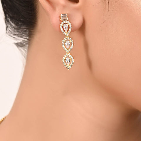 Flawlessly Handcrafted CZ Necklace Set for the Ultimate Glam Look