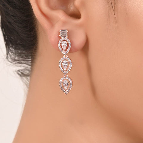 Handcrafted CZ Necklace Set: A Stunning Piece of Art