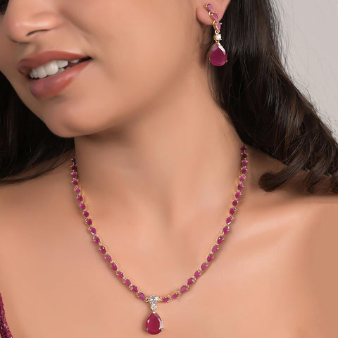 A Dazzling Statement Piece: Handmade CZ Necklace with Intricate Detailing