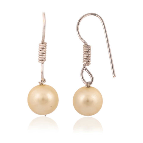 Cream Cultured Pearls Beautiful Set of Earrings & Necklace