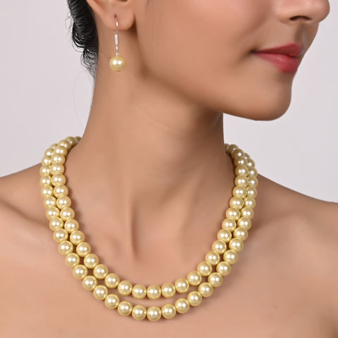 Cream Cultured Pearls Beautiful Set of Earrings & Necklace