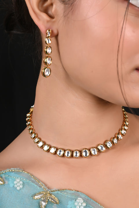 Premium Kundan Single Layer Necklace Jewellery Set for a Classic & Sophisticated Look