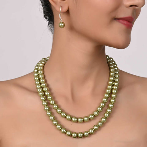 Make a Statement with Our Stunning Natural AAA Quality Green Pearl Necklaces